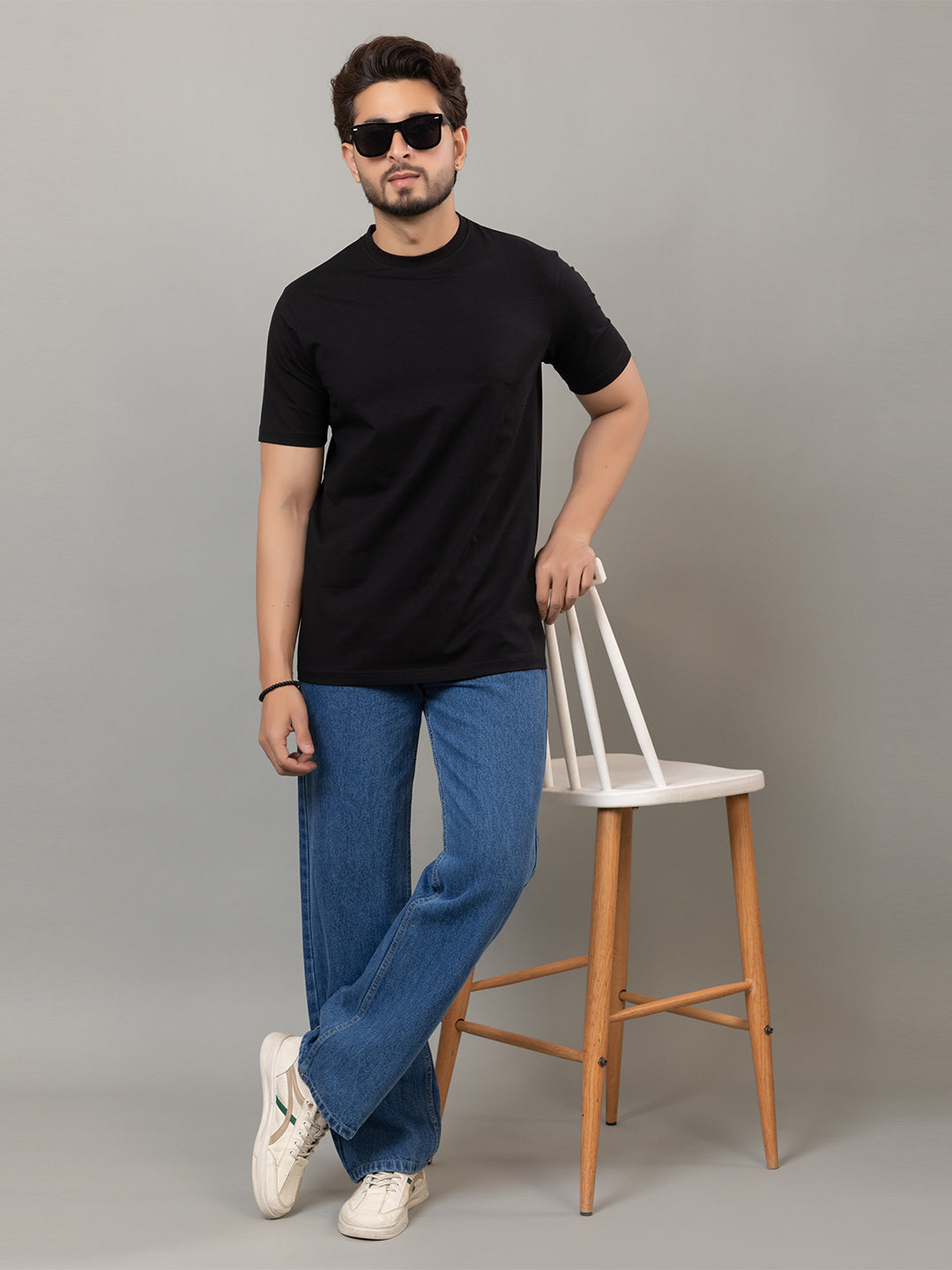 Black mercerized cotton round neck t-shirt for men by HABEAS, view 2