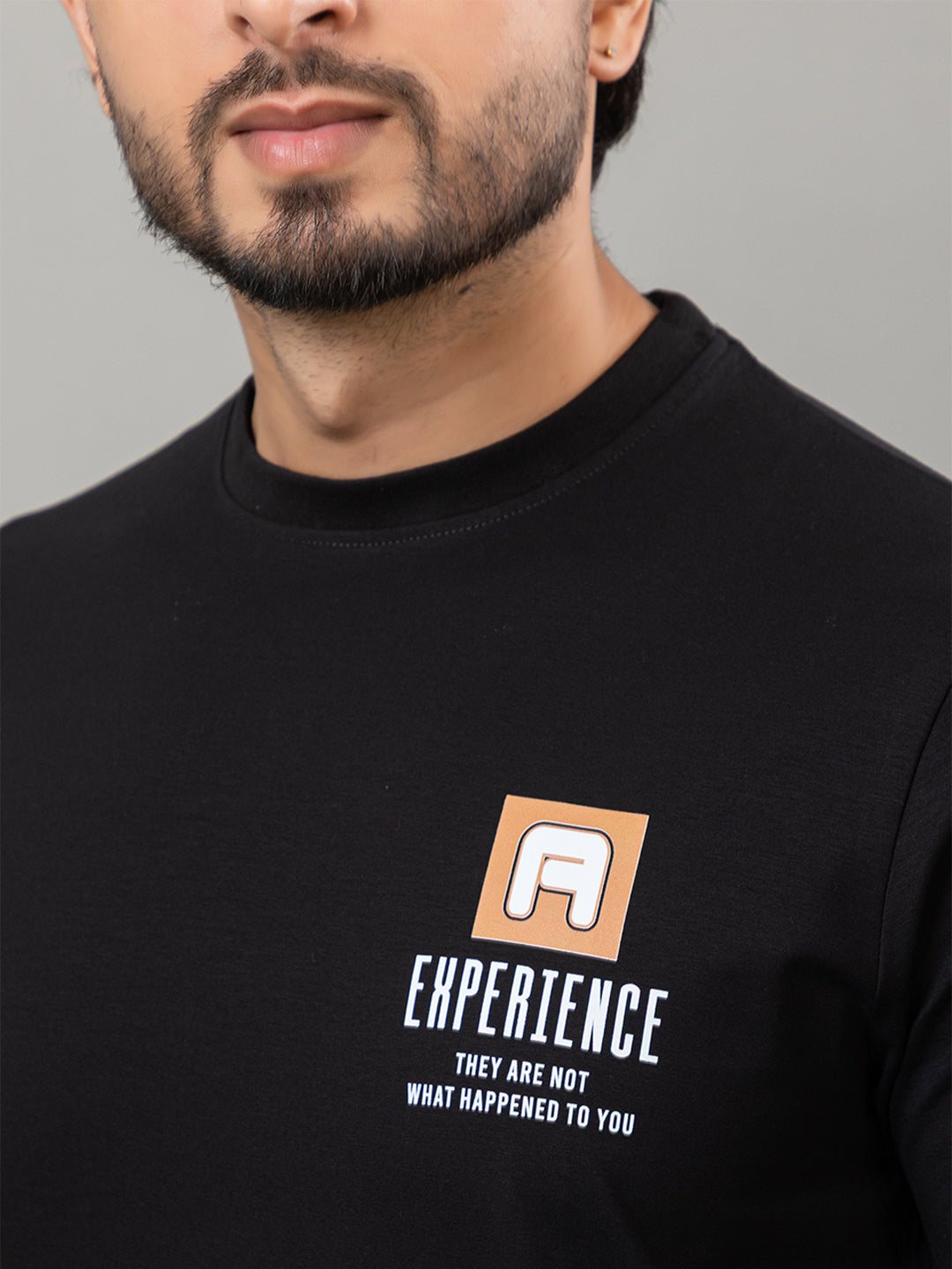 Mercerized Round Neck Printed T-shirt - Black