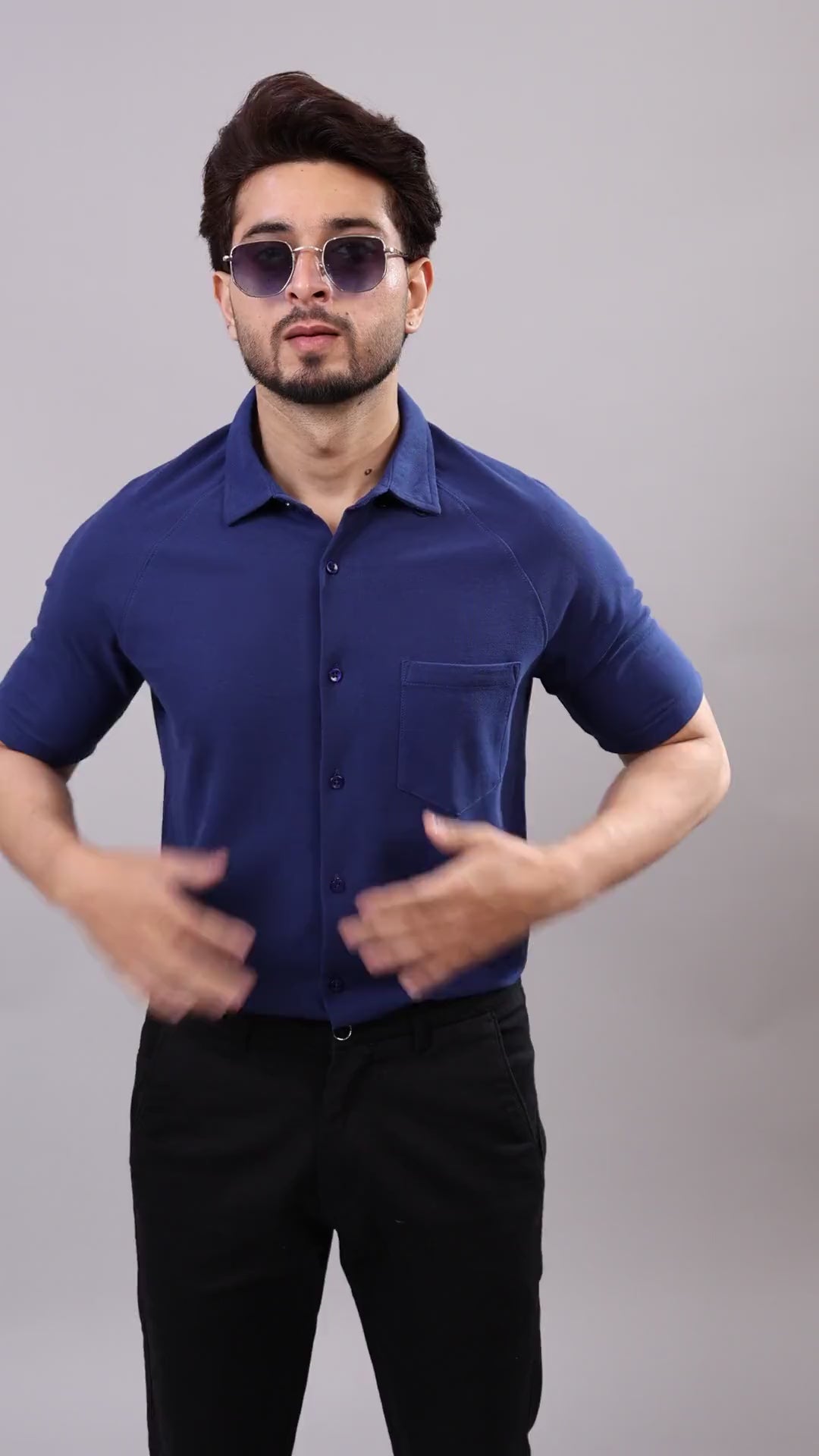 Half Sleeve Shirt Classic Navy fit and movement